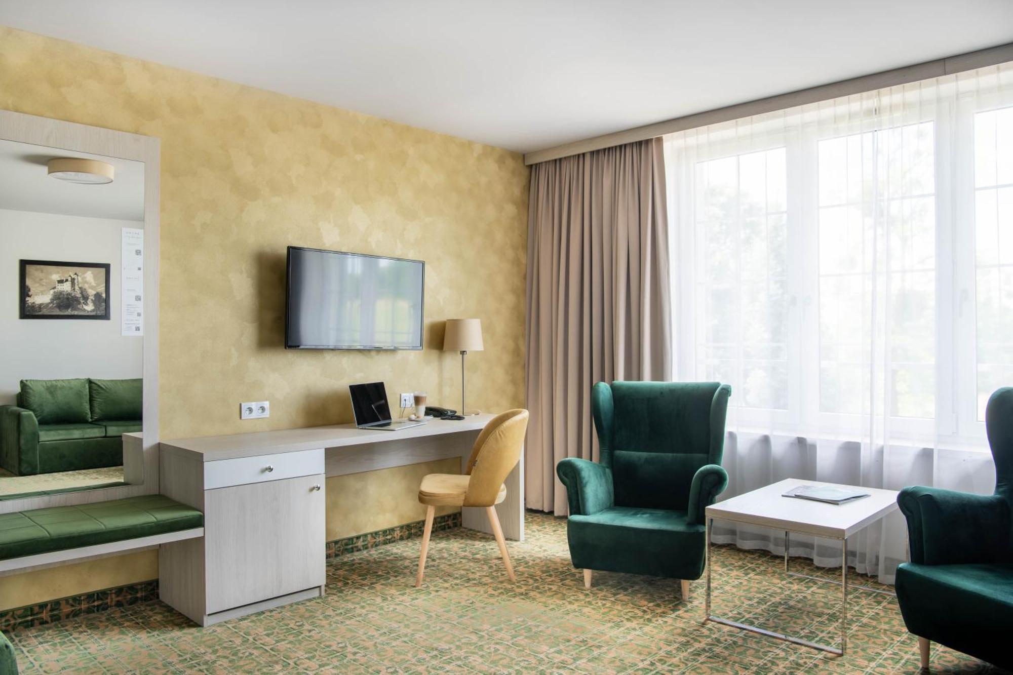 Hotel Arche Çestohova Dış mekan fotoğraf